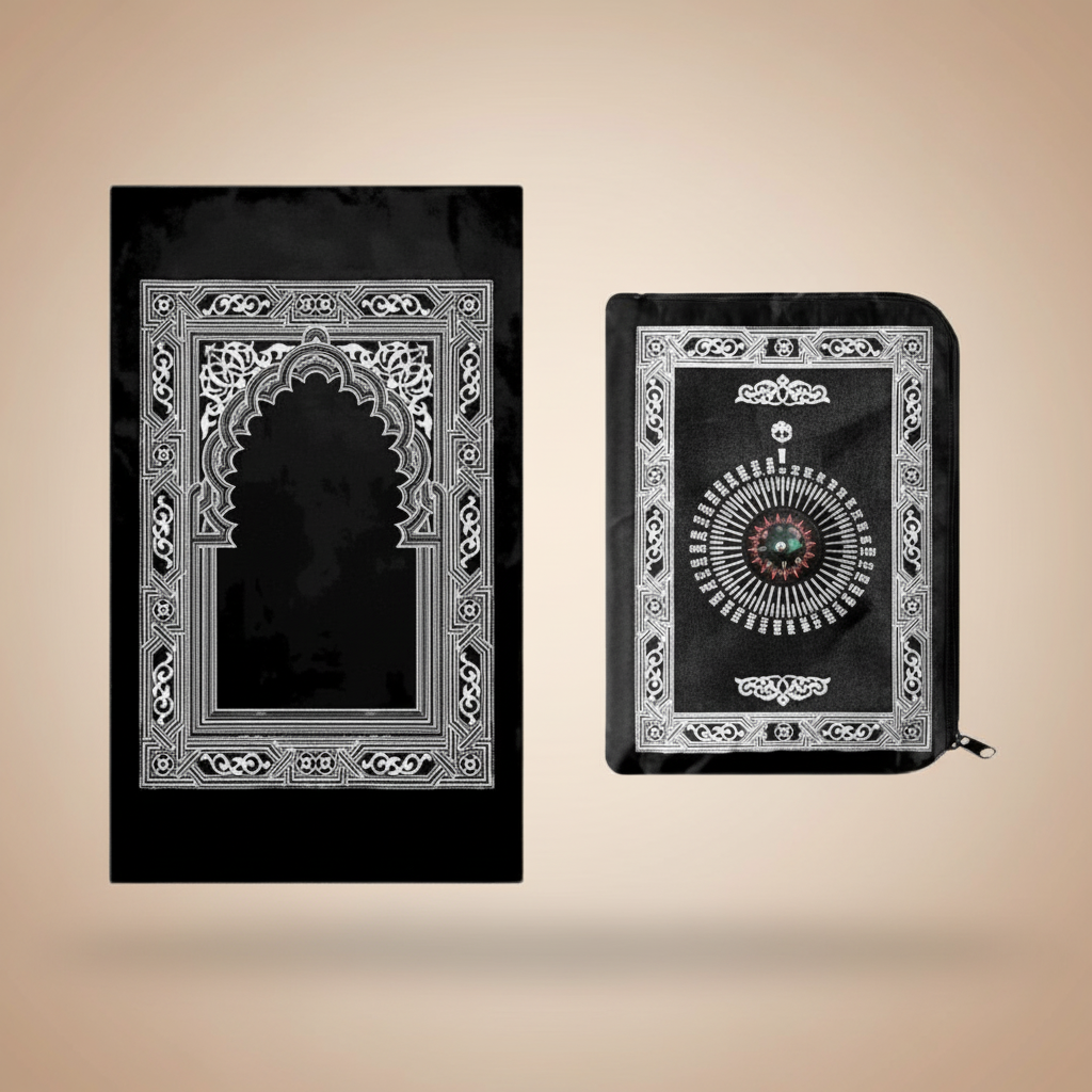 Tapis de prière pliable noir déplié avec sa pochette de voyage